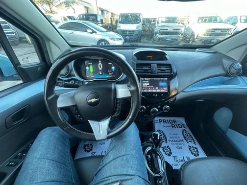 2014 Chevrolet Spark EV 2LT