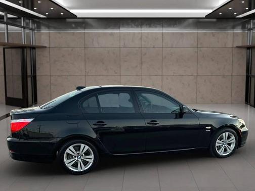 2010 BMW 528 i xDrive