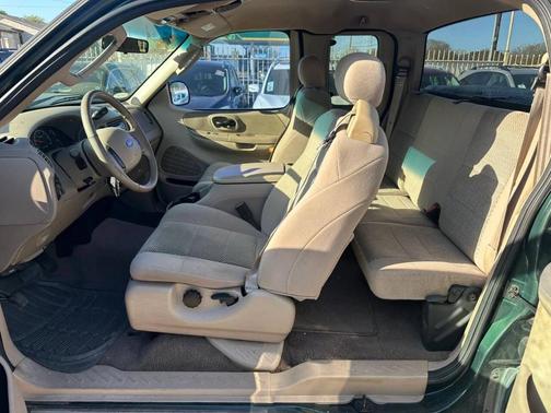 2002 Ford F-150 SuperCab