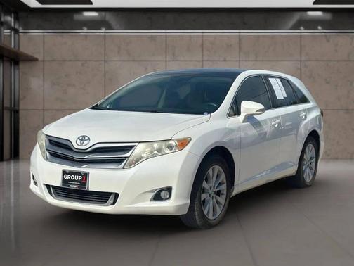 White 2014 Toyota Venza LE