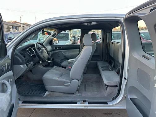 2006 Toyota Tacoma PreRunner Access Cab