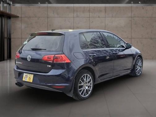2016 Volkswagen Golf TSI S 4-Door