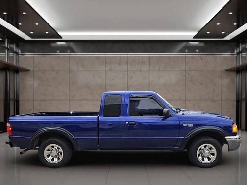 Blue 2004 Ford Ranger XLT