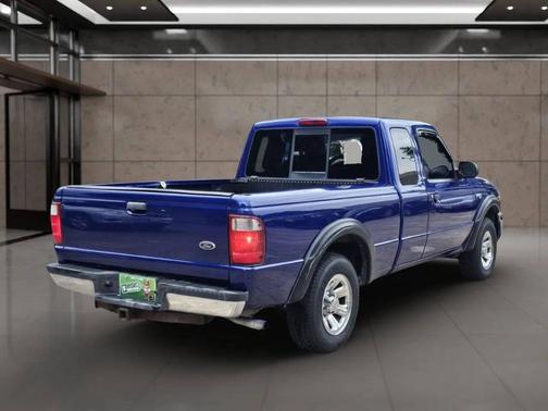 Blue 2004 Ford Ranger XLT