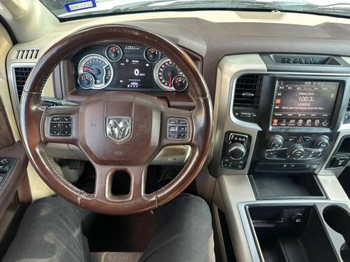 White 2014 RAM 1500 SLT