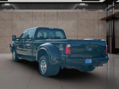 Green 2015 Ford F-350 XL