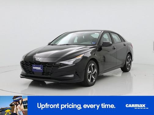 Black 2023 Hyundai ELANTRA SEL