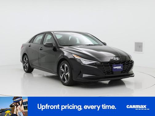 Black 2023 Hyundai ELANTRA SEL