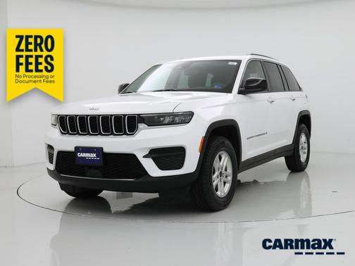 White 2023 Jeep Grand Cherokee Laredo