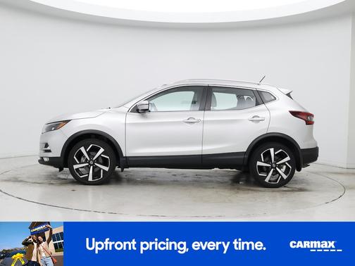 Silver 2022 Nissan Rogue Sport SL