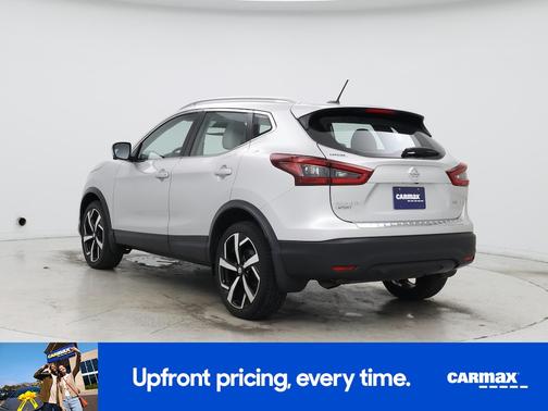 Silver 2022 Nissan Rogue Sport SL