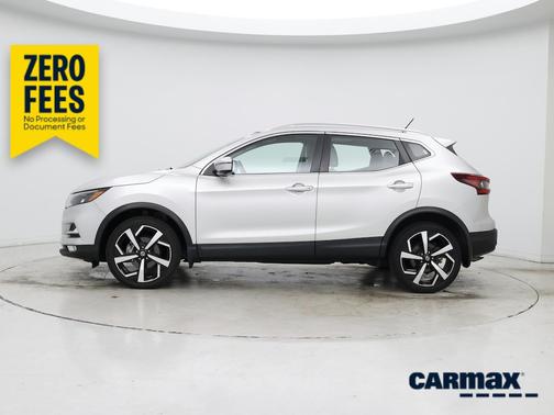Silver 2022 Nissan Rogue Sport SL
