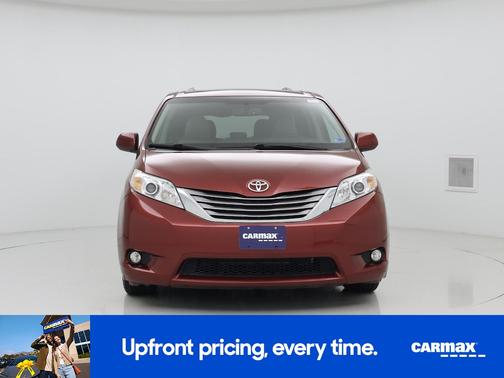 Red 2016 Toyota Sienna XLE