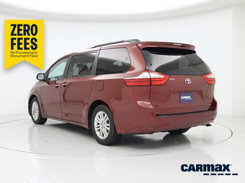 Red 2016 Toyota Sienna XLE