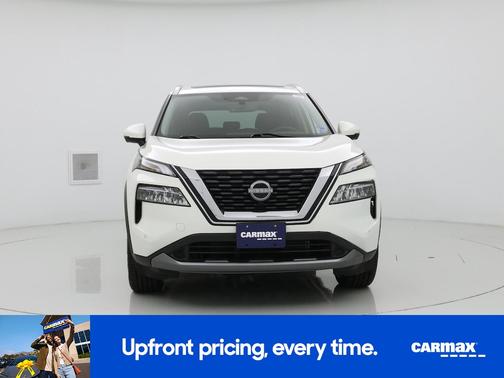 White 2023 Nissan Rogue SL