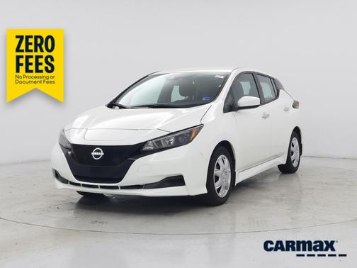 White 2023 Nissan Leaf S