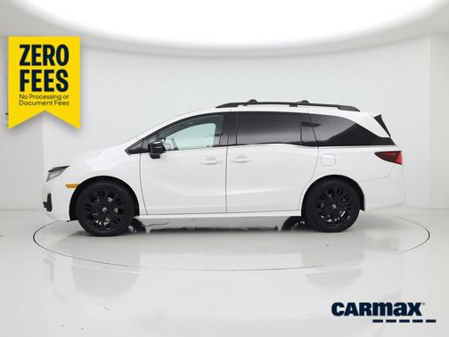 White 2025 Honda Odyssey Sport-L