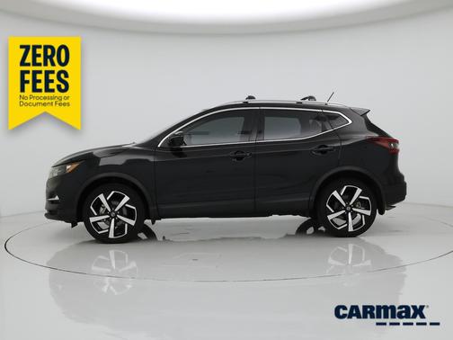 Black 2022 Nissan Rogue Sport SL