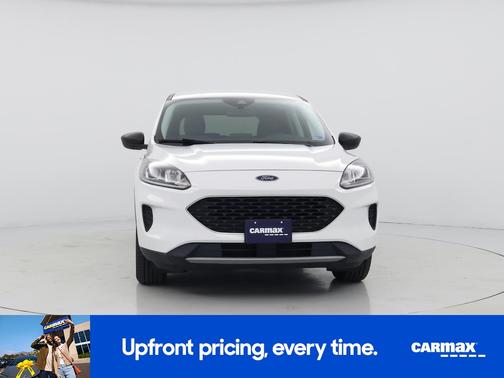 White 2022 Ford Escape SE