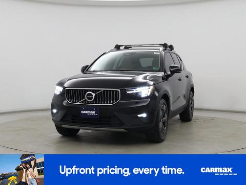 2023 Volvo XC40 B5 Plus Bright Theme