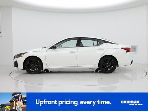 2023 Nissan Altima SR