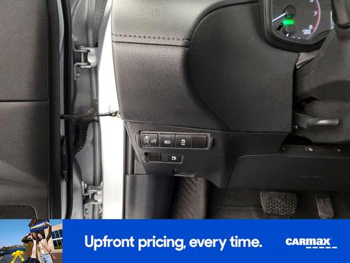 2023 Toyota Corolla Cross Hybrid SE