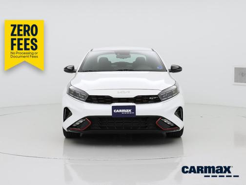 White 2022 Kia Forte GT