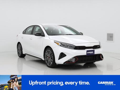White 2022 Kia Forte GT