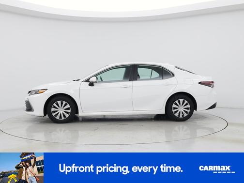 White 2024 Toyota Camry Hybrid LE