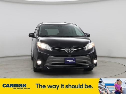 2020 Toyota Sienna XLE Premium