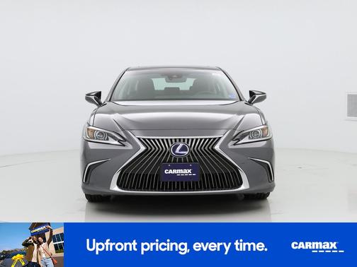 2021 Lexus ES 300h 