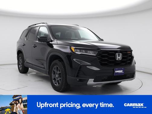 Black 2025 Honda Pilot Trailsport
