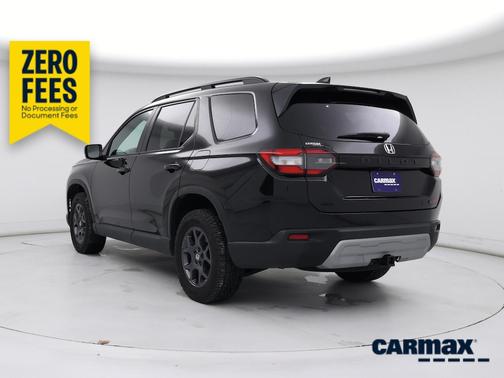 Black 2025 Honda Pilot Trailsport