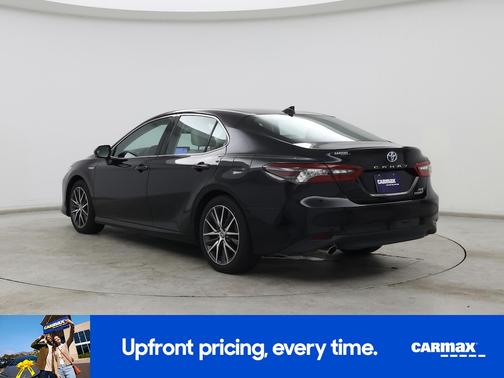 2021 Toyota Camry Hybrid XLE