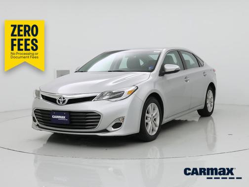 Silver 2014 Toyota Avalon XLE