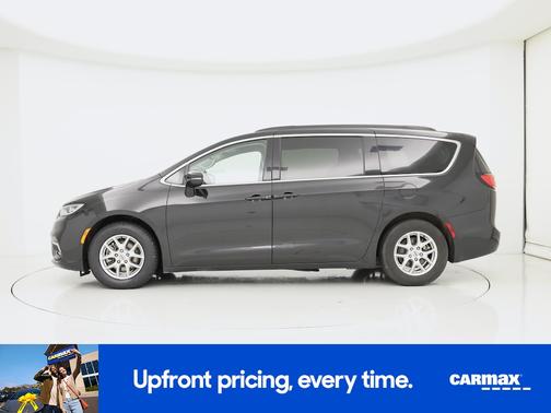 Black 2022 Chrysler Pacifica Touring L