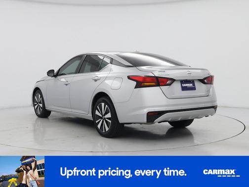 Silver 2022 Nissan Altima SV