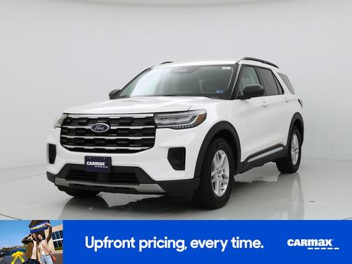 White 2025 Ford Explorer Active