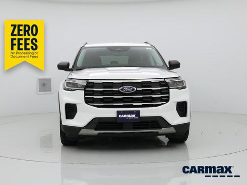 White 2025 Ford Explorer Active
