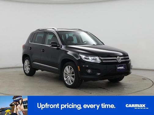 Black 2016 Volkswagen Tiguan SE
