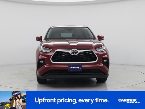 Red 2024 Toyota Highlander XLE