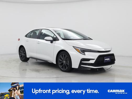 White 2025 Toyota Corolla SE