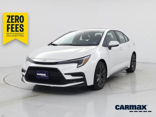 White 2025 Toyota Corolla SE