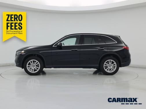 Black 2023 Mercedes-Benz GLC 300