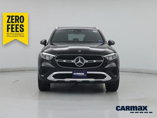 Black 2023 Mercedes-Benz GLC 300