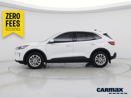 White 2021 Ford Escape SE