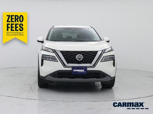 White 2021 Nissan Rogue SV