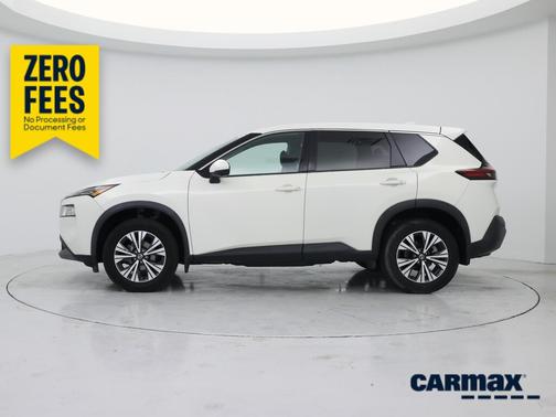 White 2021 Nissan Rogue SV
