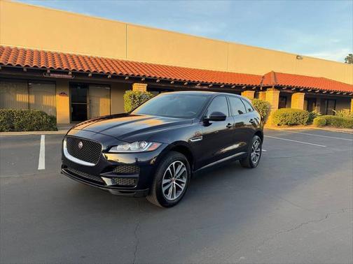2018 Jaguar F-PACE 25t Premium