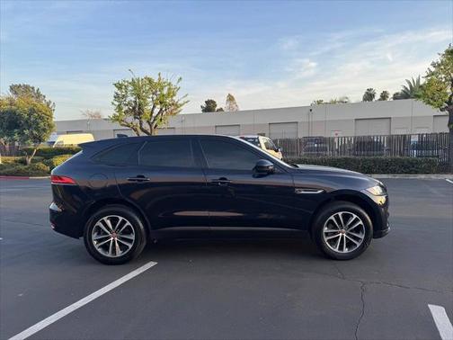 2018 Jaguar F-PACE 25t Premium
